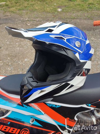 Мотошлем кроссовый