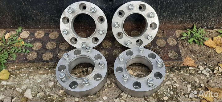 Проставки колесные niva