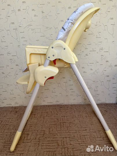 Стульчик для кормления Globex Космик