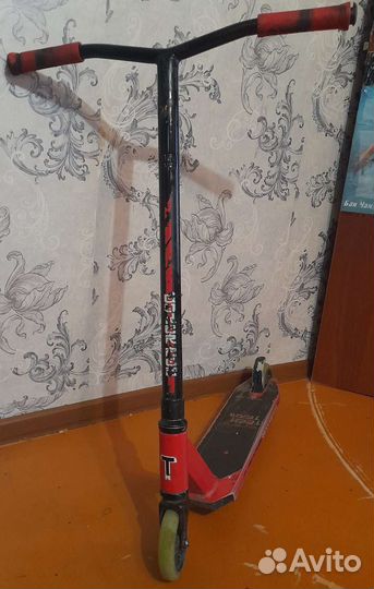 Трюковой самокат