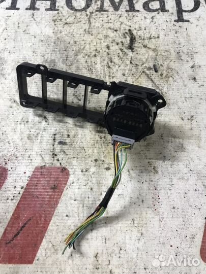 Кнопка многофункциональная Nissan Pathfinder