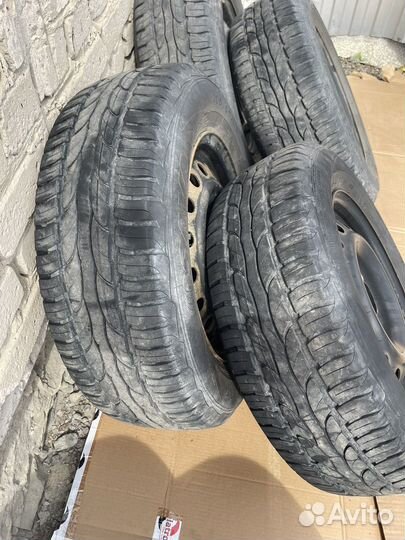 Продам комплект колес в сборе 205/65 R15