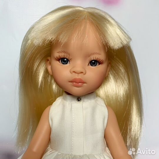 Куколка Маника с челкой 32 см (Паола Рейна)