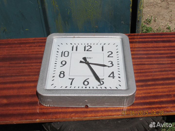 Часы вторичные Стрела. Эксклюзивные