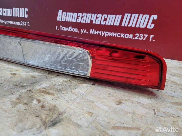 Фонарь задний левый Ford Focus 2