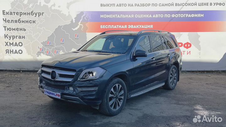 Отражатель в бампер задний левый Mercedes-Benz GL (X166) 1668200374