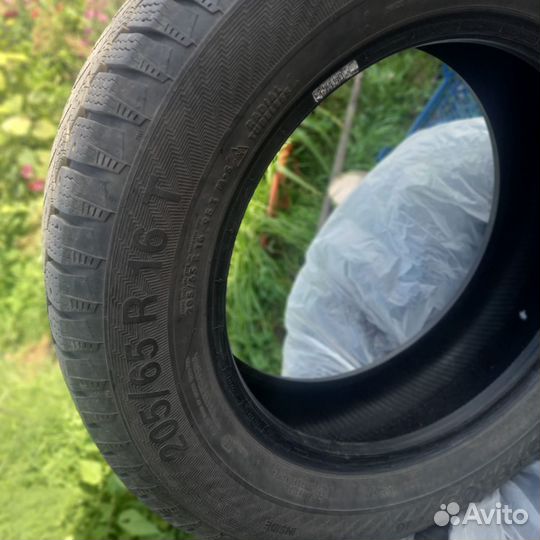 Gislaved Nord Frost 200 205/65 R16