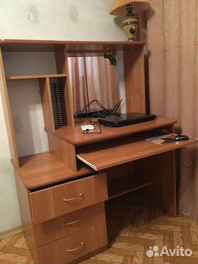 Компьютерный стол