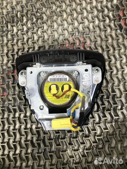 Подушка безопасности водителя Acura MDX