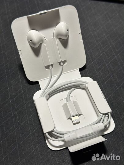 Наушники Apple Earpods lightning