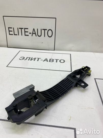 Ручка двери ответная часть передняя правая Mazda 6