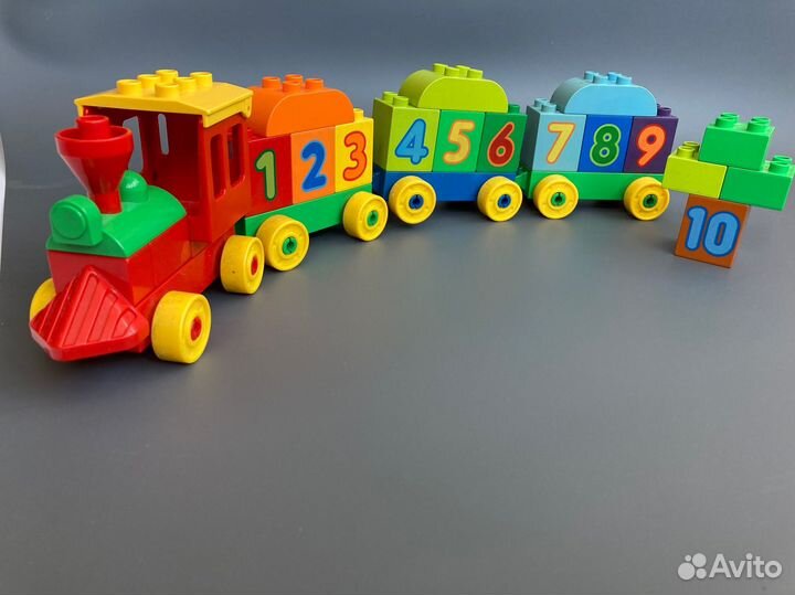 Lego duplo поезд