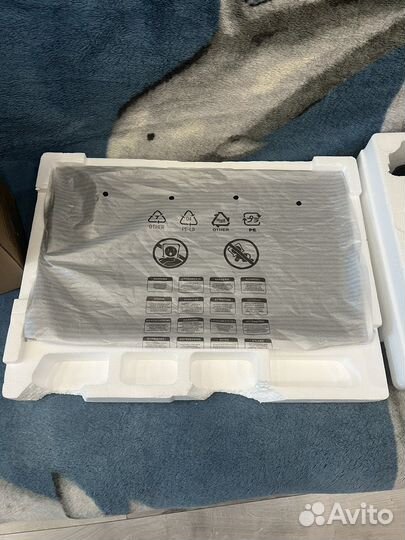 Монитор Philips 242B1V