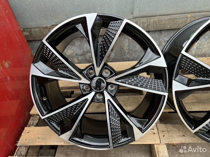 Диски для Audi R20 5-112 для Audi RS7