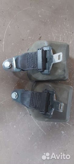 Ремень безопасности задний Peugeot 308