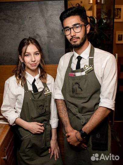 Официант в ресторан