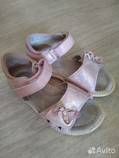 Босоножки для девочки