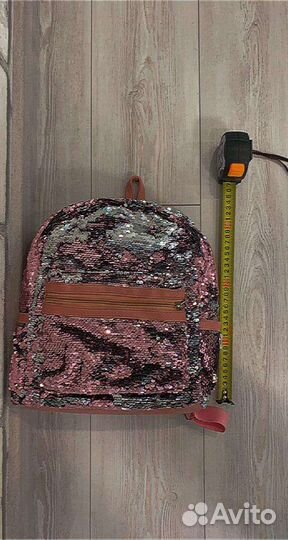 Рюкзак с пайетками розовый б/у