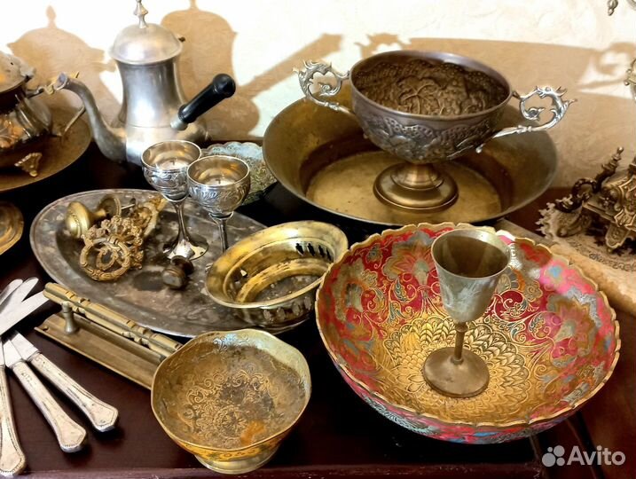 Предметы из бронзы и мельхиора