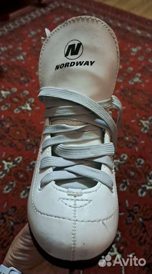 Коньки фигурные