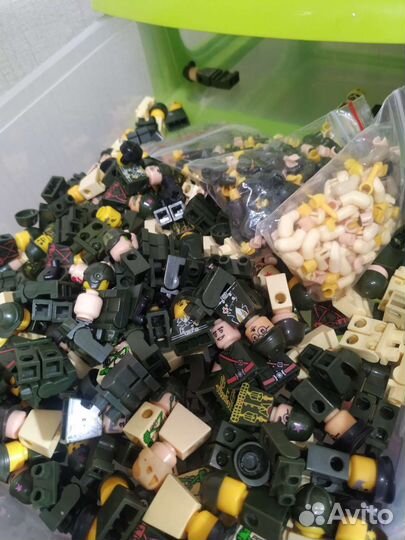 Игрушка Лего Солдаты