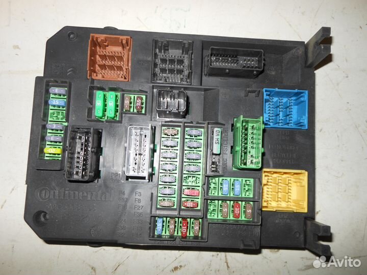 Блок предохранителей для Citroen C4 II, DS4