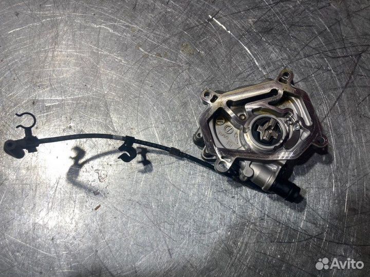 Насос вакуумный Mercedes E-Class W212 M274 2.0