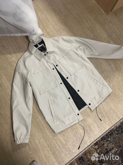 Мужской кожаный бомбер