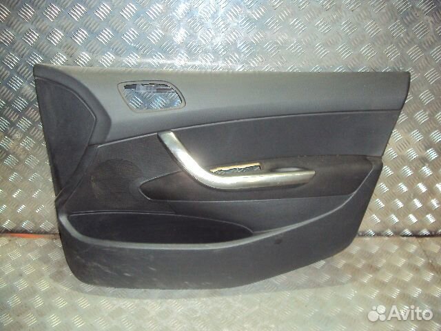 Обшивка двери 308 (08-14) пер R б/у (арт. 9342P8)