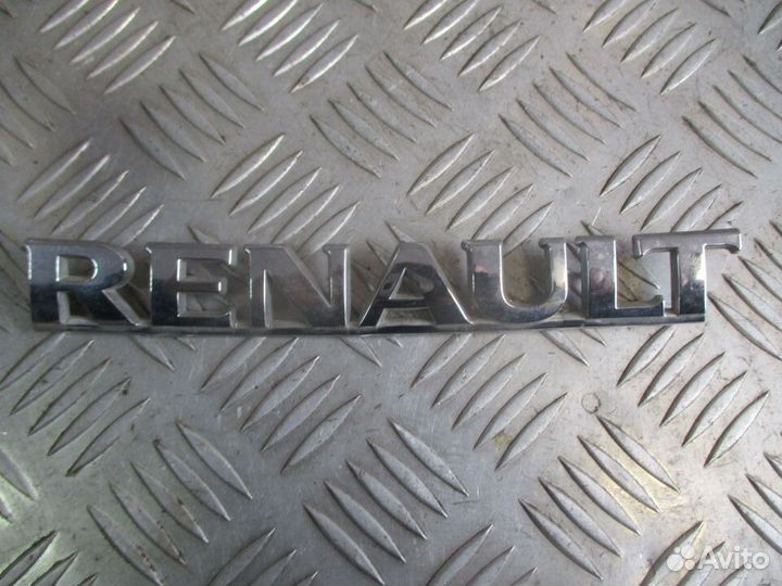 Эмблема (шильда ) Renault Logan 2011год