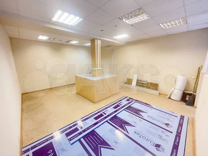 Продам помещение свободного назначения, 1072 м²