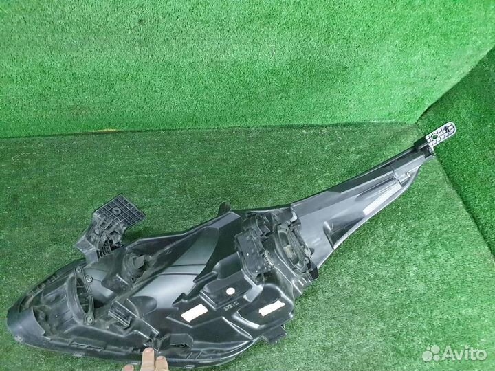 Фара правая Kia Rio