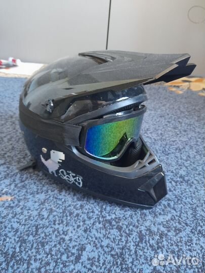 Кроссовый шлем новый