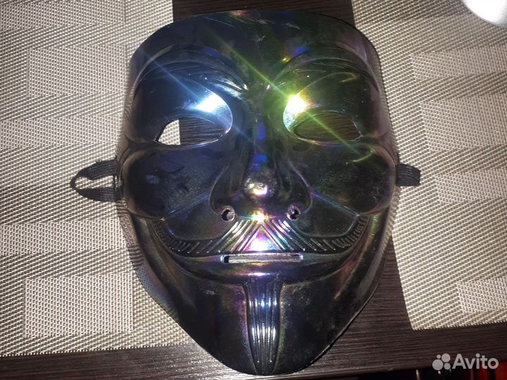 Предалагайте свою цену.Маска анонимуса с веревкой