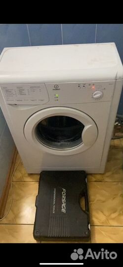 Стиральная машина indesit 5кг