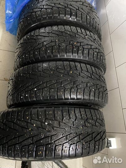 Nokian Tyres Hakkapeliitta 7 SUV 225/60 R17