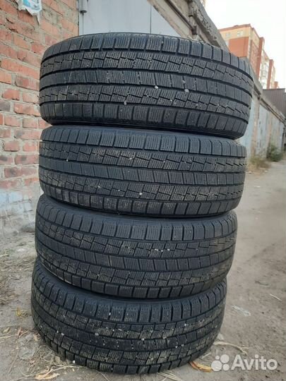 Goform W705 215/60 R17