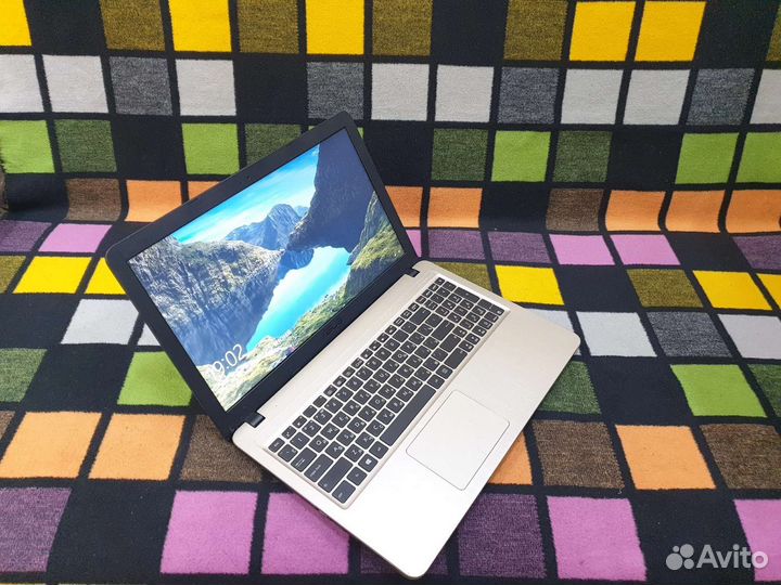 Ноутбук Asus D540MB