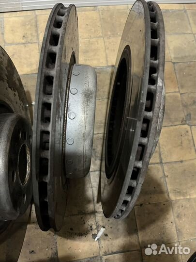 Тормозные диски и колодки