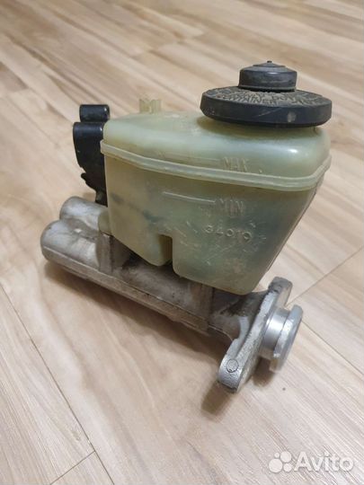 Гтц Toyota Hilux Surf VZN185