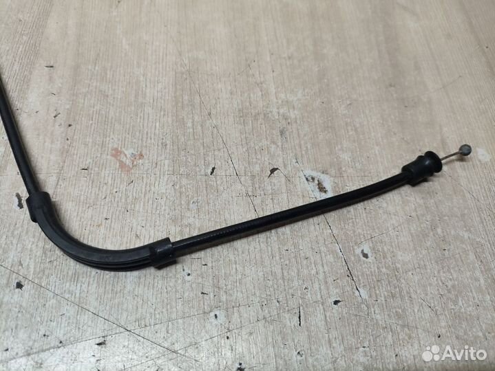 Б/У Трос открывания капота Mercedes#001