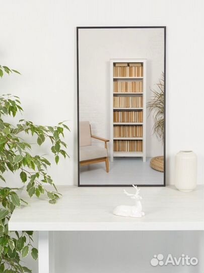 Зеркало прямоугольное в раме черного цвета 50*110с