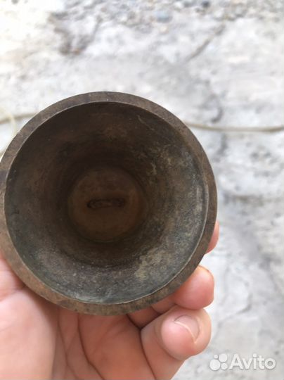 Колокольчик бронзовый