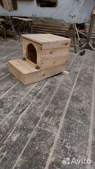 Гнездо для кур с яйцесборником