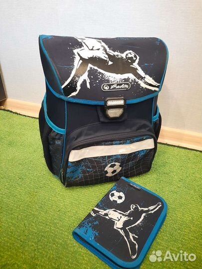 Школьный рюкзак