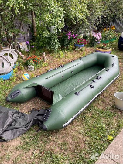 Лодка аква 3200с