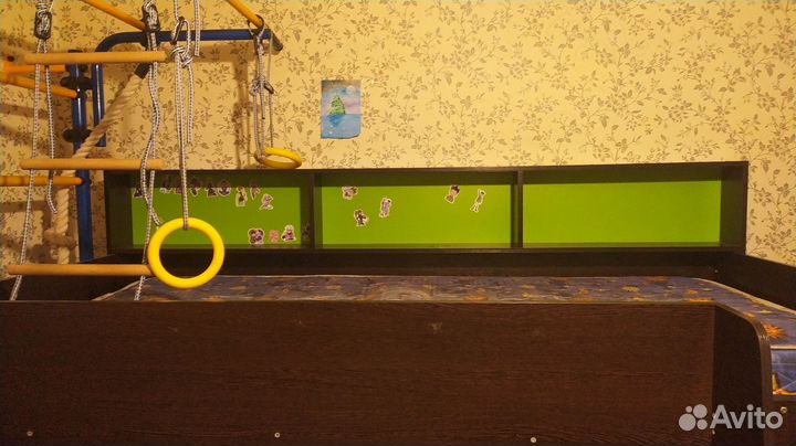 Двухъярусная кровать бу с матрасами