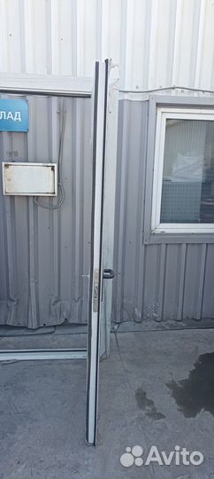 Дверь металлическая противопожарная 1,27*2,05 