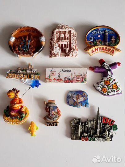 Магниты на холодильник разных стран игорода России