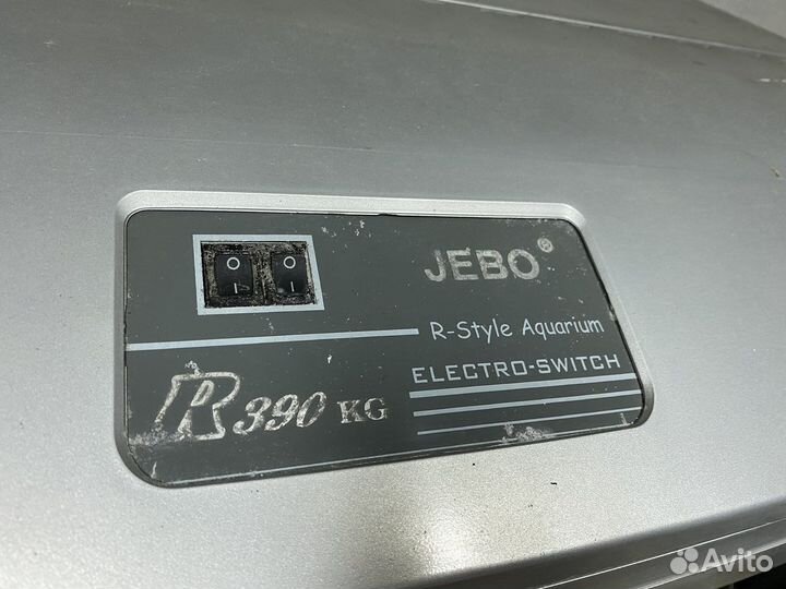 Морские аквариумы 200 и 550 л